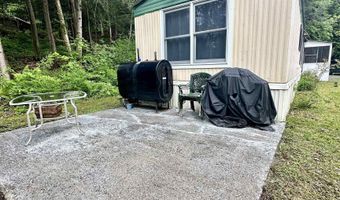 4 Reservoir Rd, Brattleboro, VT 05301