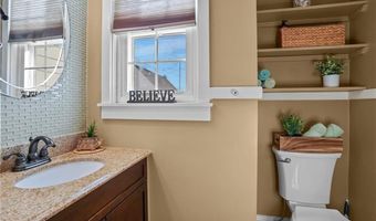 26 Keith Ave, Cranston, RI 02910