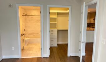7171 WOODMONT Ave 606, Bethesda, MD 20815