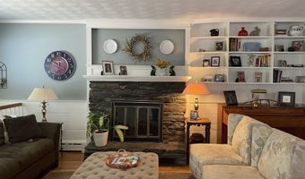 10 Lindgren Ter, Ansonia, CT 06401