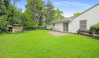 4 Dawn Way, Aberdeen, NJ 07747