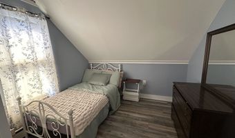 8 Main St, Bennington, NH 03442
