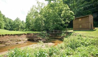 4667 Saint Clara Rd, Alum Bridge, WV 26321