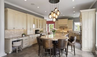30 Daniel Trce, Burlington, CT 06013
