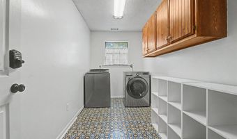 4703 OAK Rd, Bartlett, TN 38002