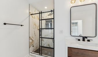 20385 MEDALIST Dr, Ashburn, VA 20147