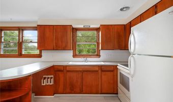 21 Parsonage Dr, Warwick, RI 02889