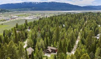 386 Spruce St, Alpine, WY 83128