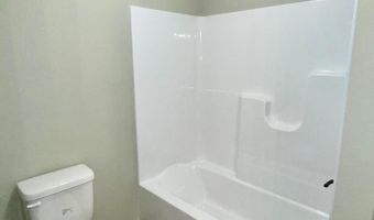 201 25th St SW, Austin, MN 55912
