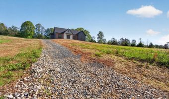 9041 Stonewall Rd, Appomattox, VA 24522