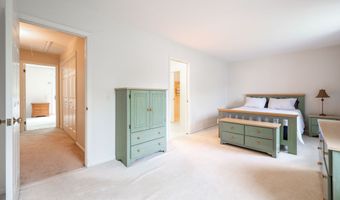 5 Bridgewater Cmn 5, Bridgewater, CT 06752