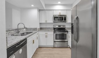 468 W PAR St 468, Orlando, FL 32804