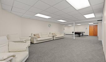 284 Park Ave, Oakhurst, NJ 07755
