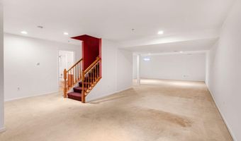 2004 GOLDEN MORNING Dr 30, Bowie, MD 20721