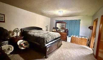 742 E Van Buren Rd, Alma, MI 48801