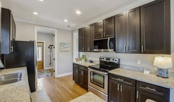 318 Cockle Ln, Beaufort, SC 29906