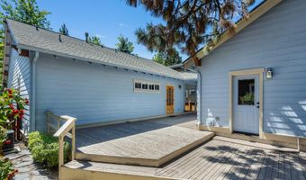 2612 NW Lemhi Pass Dr, Bend, OR 97703