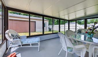 9168 Applewood St, Angola, NY 14006
