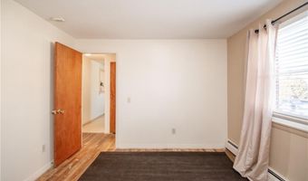 70 Carroll Ave 510, Newport, RI 02840