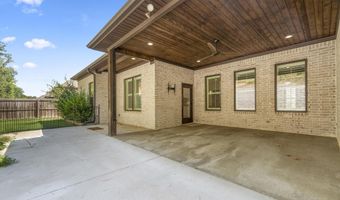 7901 S Shoreline Blvd, Benton, AR 72019