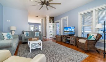 237 Sea Dreams Dr, Atlantic Beach, NC 28512