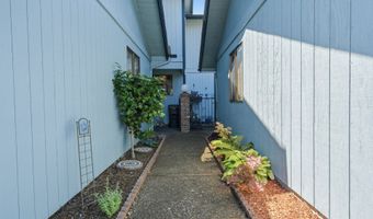 3335 JACKSON St 10, Albany, OR 97322