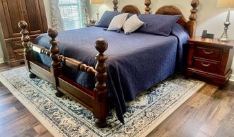 1024 Riverchase North Dr, Brandon, MS 39047