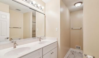 1003 MASTLINE Dr, Annapolis, MD 21401