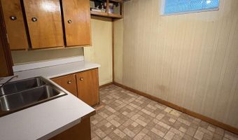 15879 Horger Ave, Allen Park, MI 48101