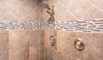 75 Walnut N Trl, McAlester, OK 74501
