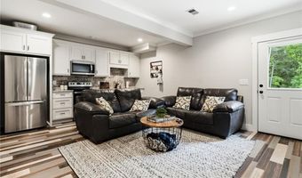 180 Laurel Ridge Ln, Ball Ground, GA 30107