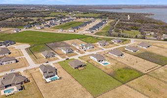 1040 Sugar Bars Dr, Lucas, TX 75002