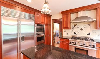 1 WILLOW BROOK Ln, Annandale, NJ 08801