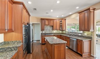 43878 CAMELLIA St, Ashburn, VA 20147