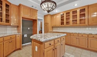 2816 Roanoke Ridge Rd, Bartlesville, OK 74006