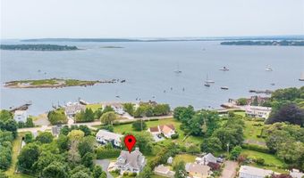 75 Wood St, Bristol, RI 02809