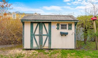 1421 Pacific Ave, Beachwood, NJ 08722