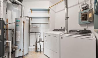 1002 Carroll Ave, Ames, IA 50010