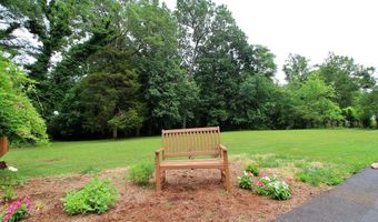 1538 Redfields Rd, Appomattox, VA 24522