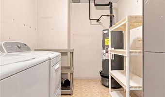 15 Curtis St 101, Cranston, RI 02920