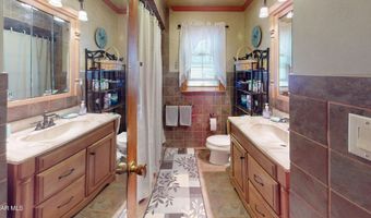 1818 Bell Ave, Altoona, PA 16602