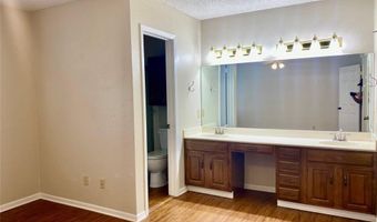 3832 Crossroads Dr, Abilene, TX 79605