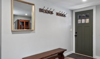 31 Water St #3, Bradford, NH 03221