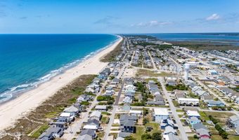 207 E Terminal Blvd, Atlantic Beach, NC 28512
