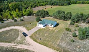 8865 ROBIN 3, Alanson, MI 49706