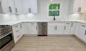 6211 Emerald Springs Dr SE, Acworth, GA 30102