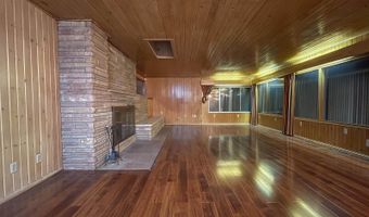 1326 N C St, Arkansas City, KS 67005