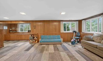 19 Sugar Maple Trl, Madison, WI 53717