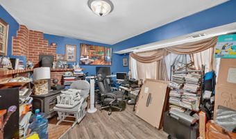 345 Woodruff Ave, Avenel, NJ 07001