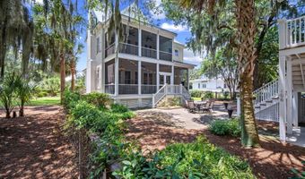 106 Coosaw Club Dr, Beaufort, SC 29907